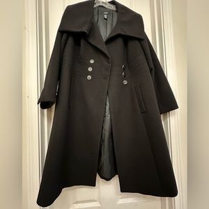 Women’s Alfani black pea coat size 1X. Worn maybe twice, like new!!